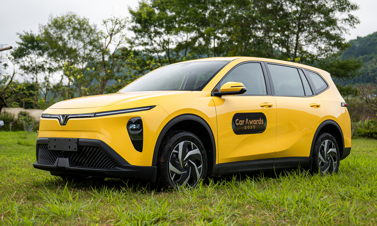 Doanh số ôtô tháng 11 bùng nổ