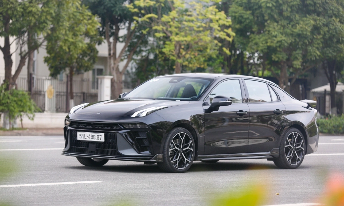 Lynk & Co khuyến mãi xe cao nhất 100% trước bạ trong tháng 12