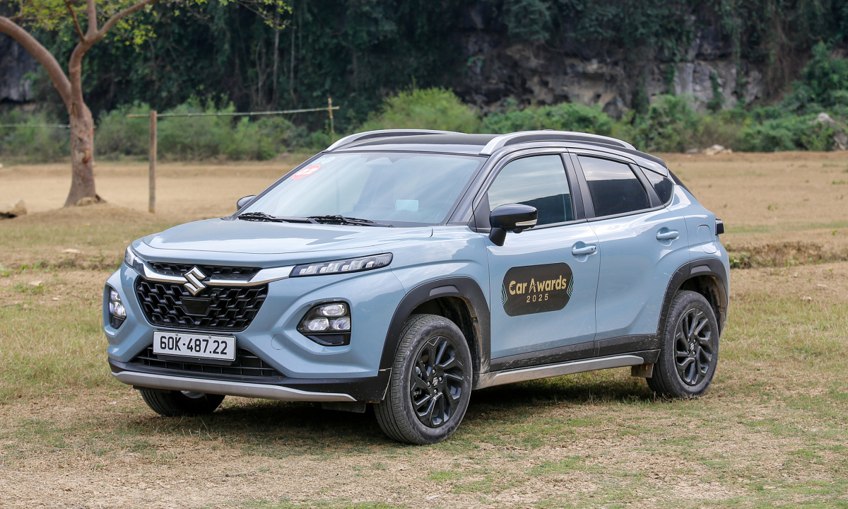 VF 5 bán chạy nhất phân khúc, Fronx khởi đầu chậm