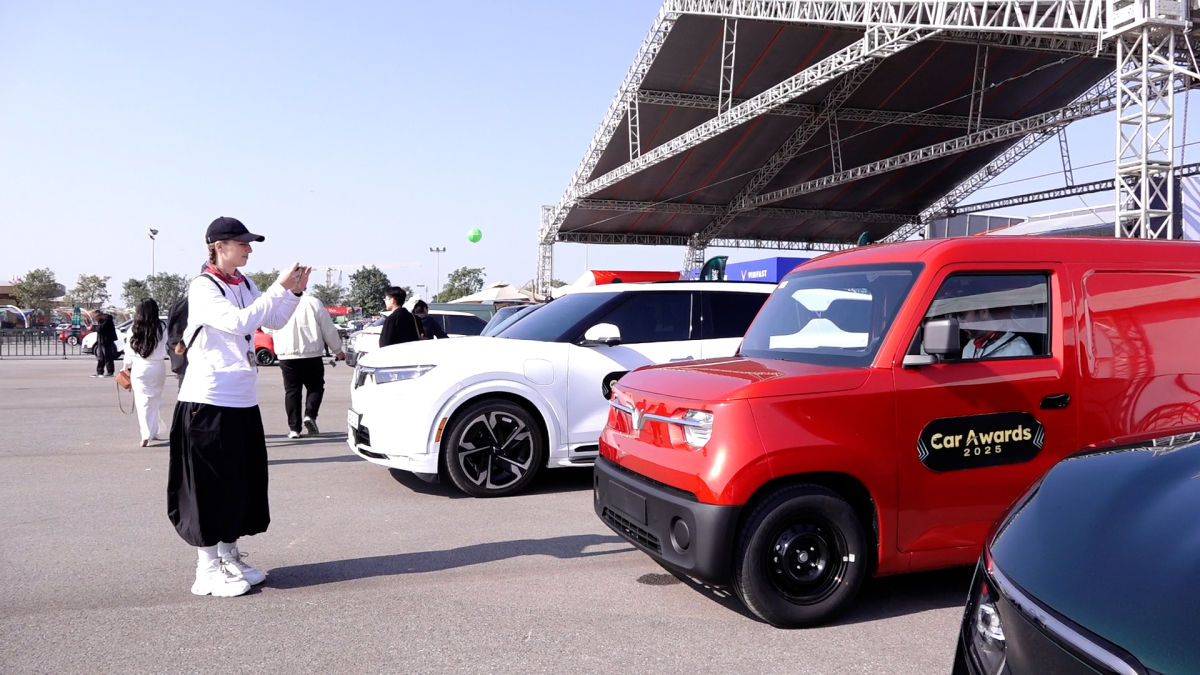 Hàng chục mẫu xe phục vụ khách tham quan VnMS