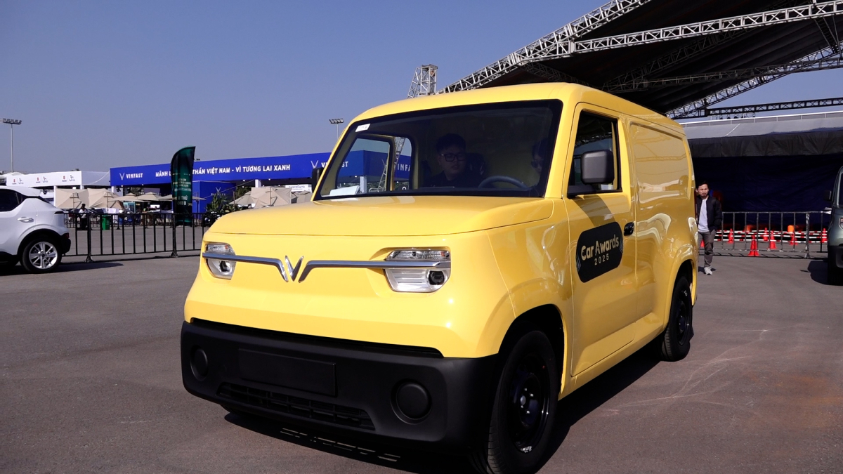 VinFast EC Van - xe 'kiếm cơm' hút khách trải nghiệm