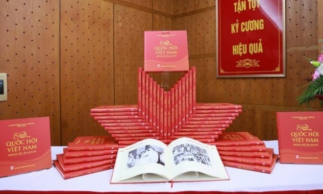 Ra mắt cuốn sách '80 năm Quốc hội Việt Nam - Những dấu ấn lịch sử'