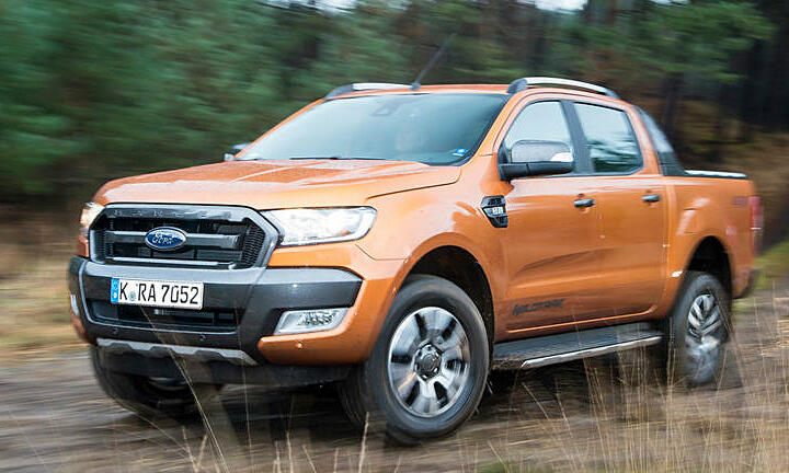 Ford Ranger 2016 giá 720 triệu có đắt?