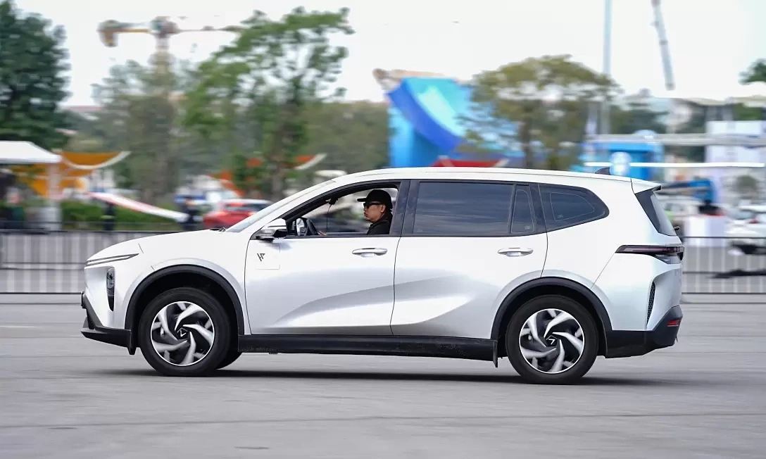 VinFast Limo Green - kẻ thay đổi cuộc chơi phân khúc MPV