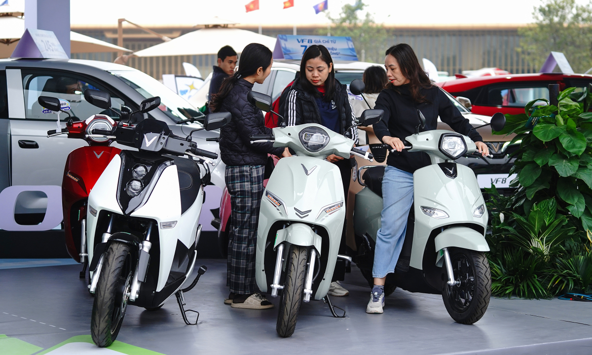 VinFast soán ngôi á quân doanh số xe máy của Yamaha