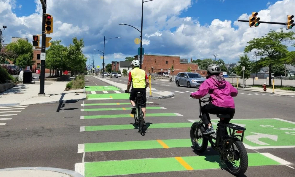 Đi xe đạp điện phải có bằng lái