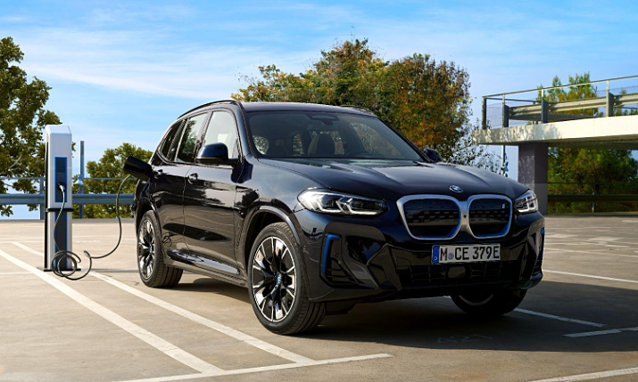 BMW ưu đãi hơn 1 tỷ đồng dịp đầu năm