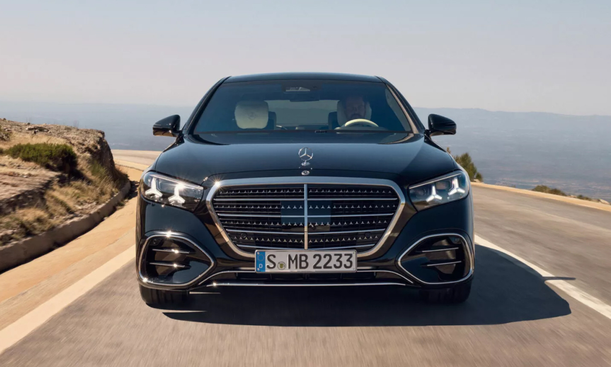Mercedes S-class 2027 'nâng cấp một nửa xe'