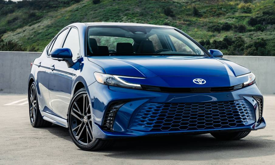 Toyota tăng sản lượng xe hybrid