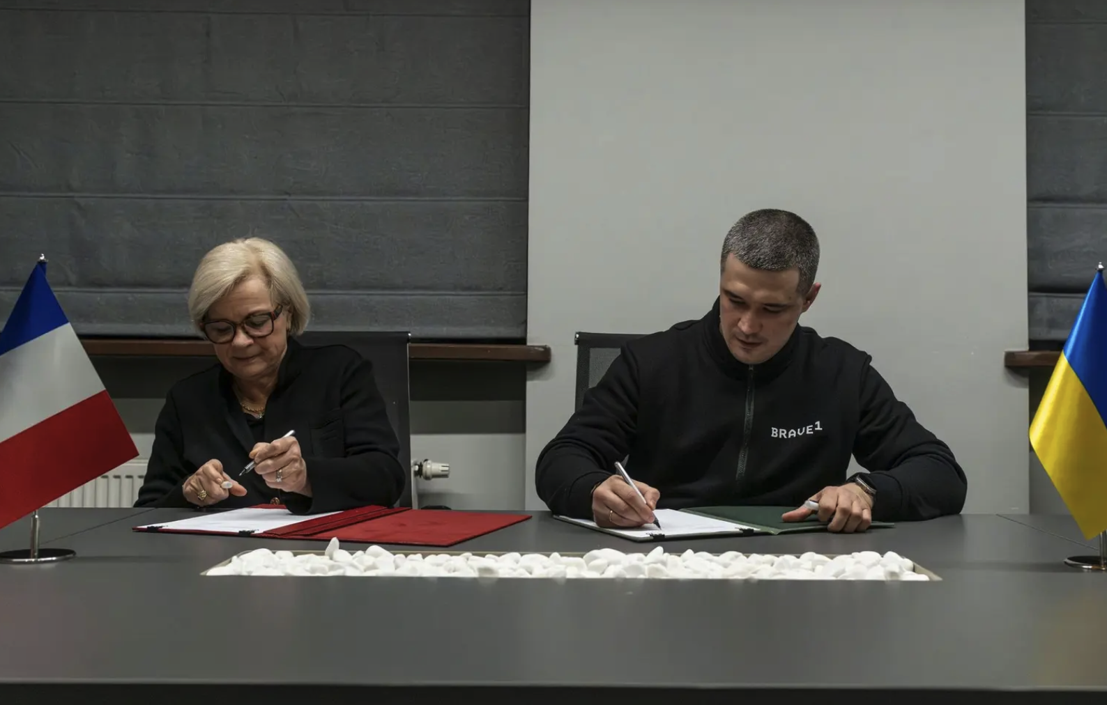 Ukraine và Pháp đạt bước tiến mới trong hợp tác sản xuất vũ khí