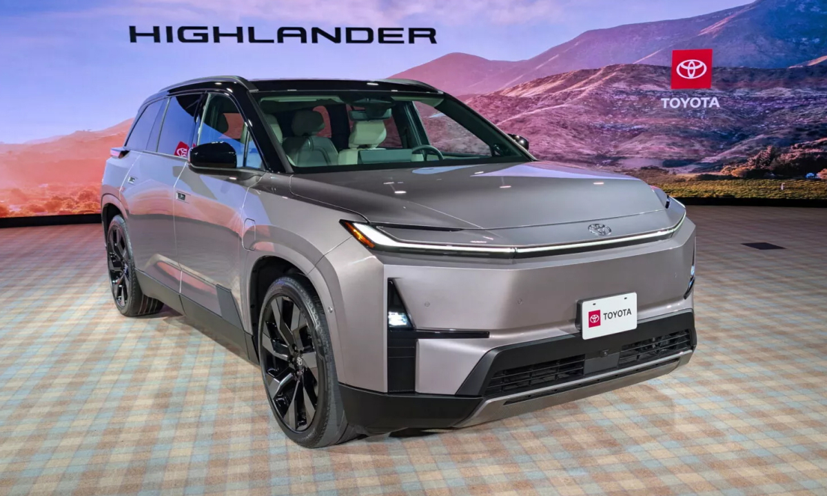 Toyota Highlander phiên bản điện ra mắt