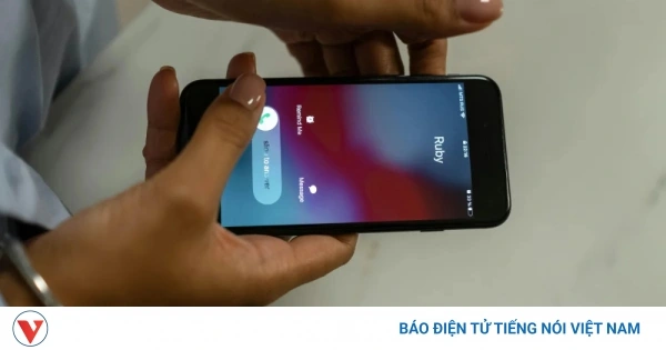 Tại sao iPhone không có nút từ chối cuộc gọi khi màn hình khóa