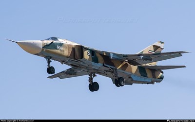 Nhận diện vũ khí: Tại sao phi đội Su-24MK của Iran có thể bay cực thấp để tiếp cận mục tiêu ở Qatar?