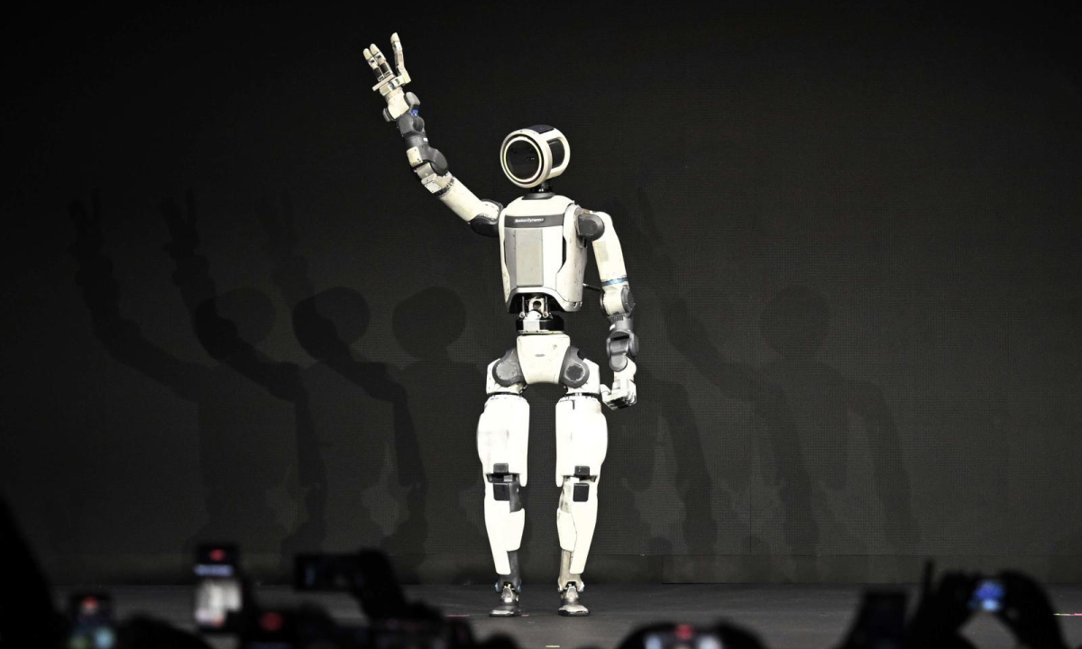 Hyundai - Toyota: từ ôtô đến cuộc đua robot hình người