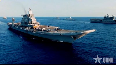 Tàu sân bay INS Vikrant phô diễn sức mạnh tại MILAN 2026