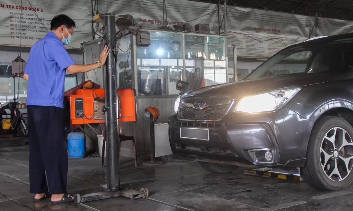 Những tình huống an toàn và rủi ro khi lút ga không tải