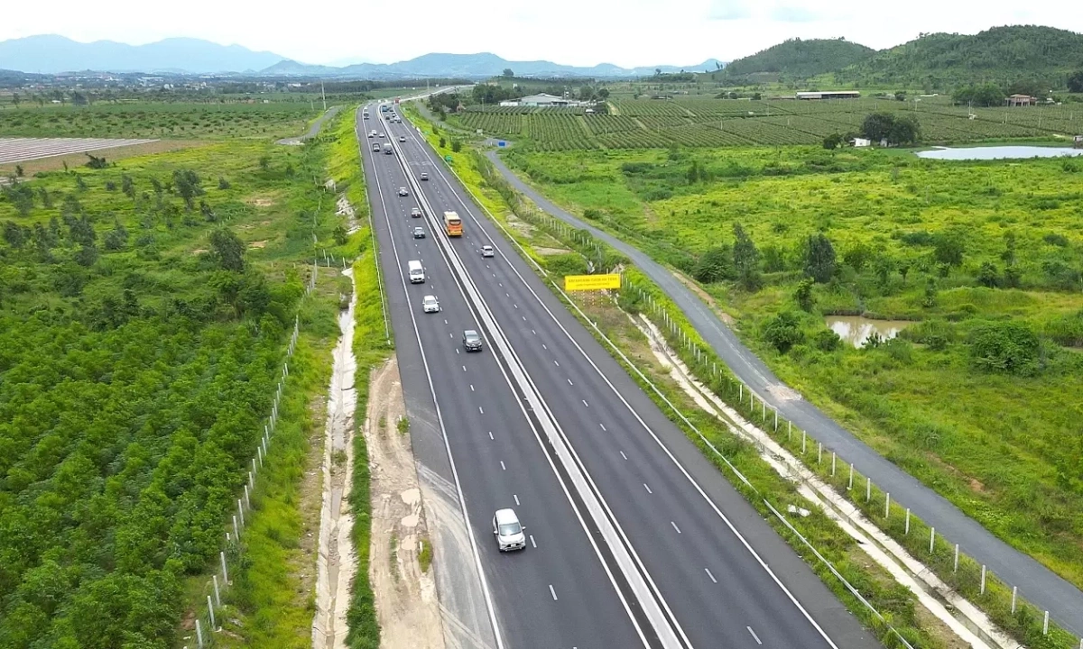 Chi tiết phí đường bộ 5 tuyến cao tốc Bắc - Nam