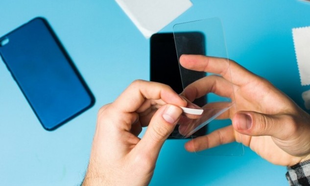 Có cần dán màn hình smartphone?