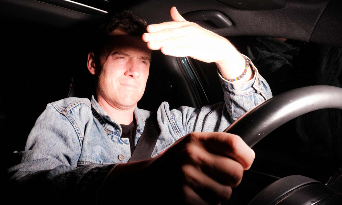 Tranh cãi về độ chói của đèn pha ôtô