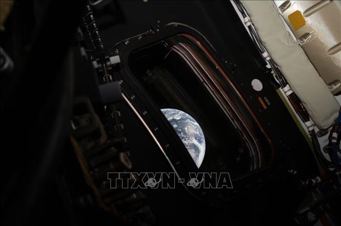 Phi hành đoàn Artemis II trở về sau chuyến bay lịch sử quanh Mặt Trăng