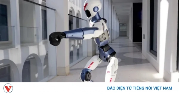 Công ty Trung Quốc muốn phủ sóng robot hình người giá rẻ ra toàn cầu