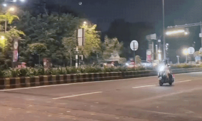 Người đi xe máy suýt ngã khi qua gờ giảm tốc như đặt bẫy