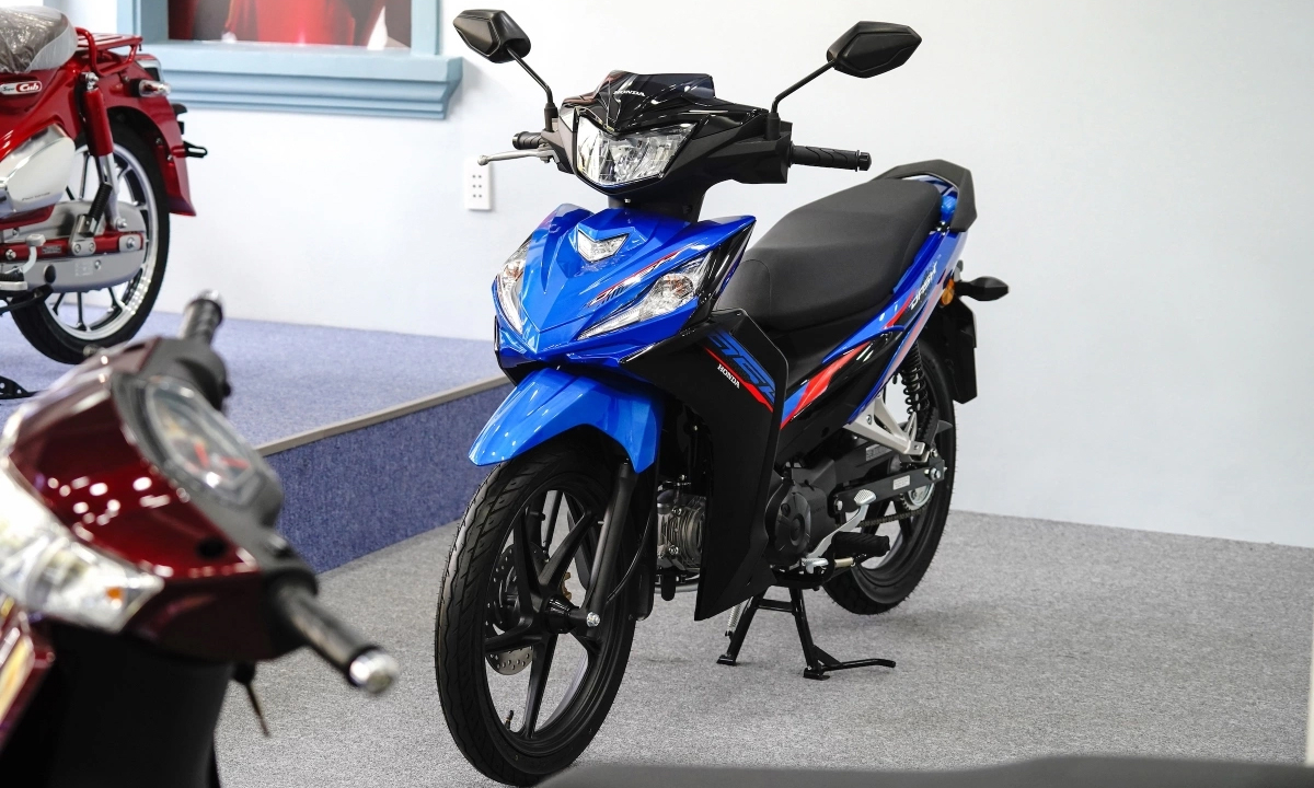 Honda Dash - xe máy nhập Malaysia giá hơn 70 triệu đồng