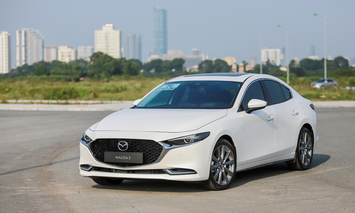 Sedan cỡ C phục hồi doanh số, Mazda3 áp đảo thị phần