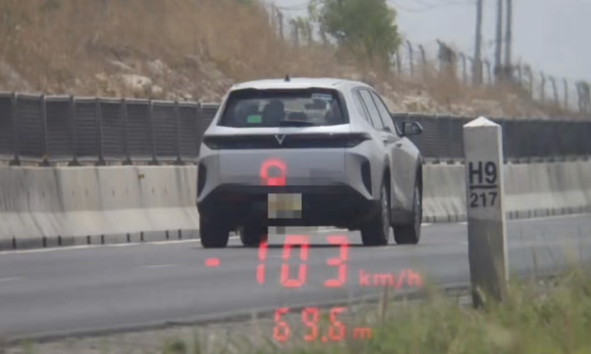 Bị phạt 118 triệu đồng khi ôtô chạy quá tốc độ, không giấy tờ