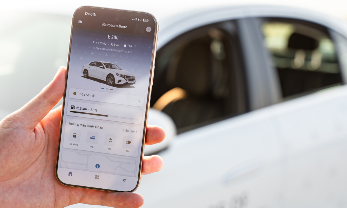 Digital Extras - trợ lý của người đi Mercedes