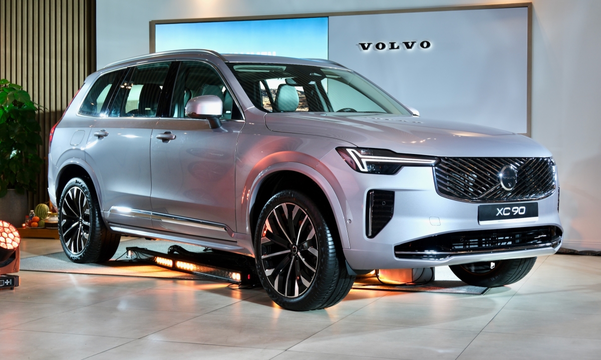 Volvo XC90 facelift ra mắt Việt Nam, giá 3,289 tỷ đồng
