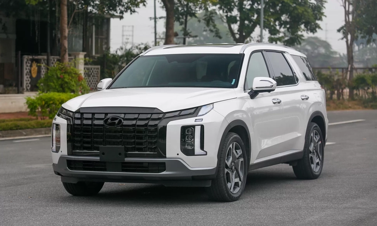 Hyundai Palisade giảm giá 160-170 triệu đồng: bước lùi hạng chiến lược