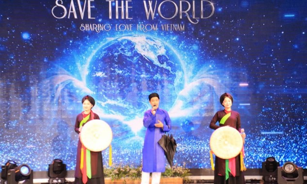 Từ sân khấu đến bệnh viện, nghệ sĩ viola Nguyệt Thu khởi động dự án âm nhạc 'Save The World'