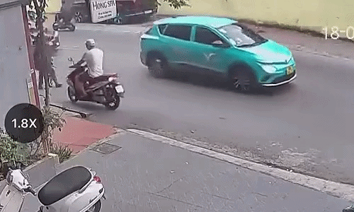 Vụ tai nạn phơi bày sự hỗn loạn của giao thông Việt Nam