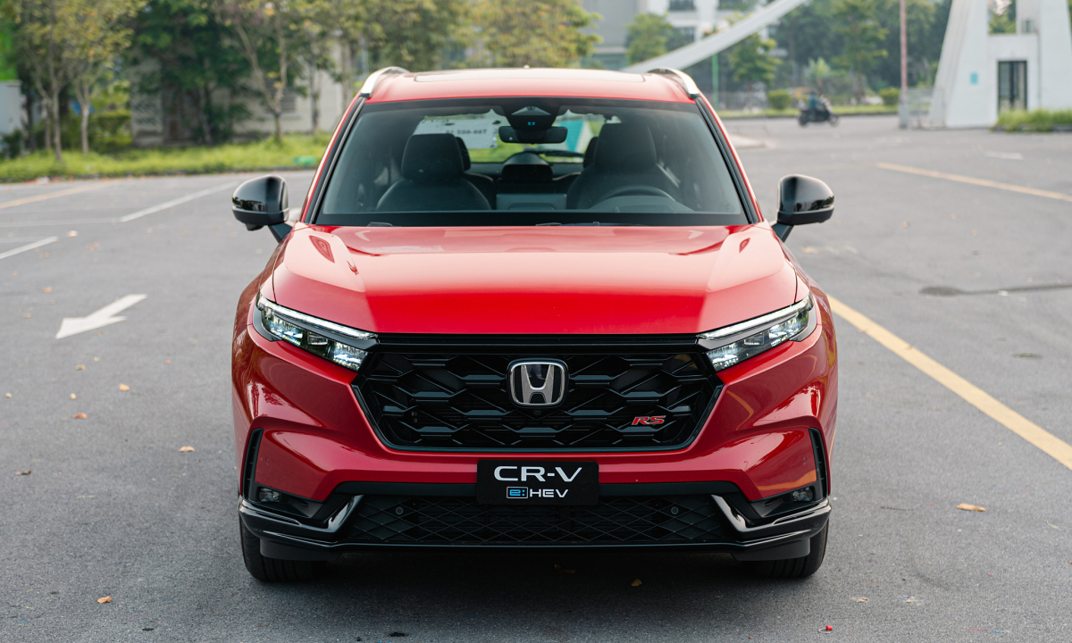 Trong hai phút biết hết về Honda CR-V hybrid lắp ráp trong nước