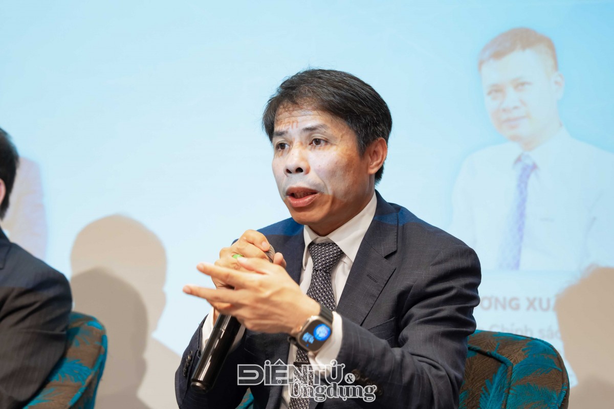 Ông Nguyễn Tuấn Huy, Phó Trưởng ban Công nghệ MobiFone, chia sẻ rằng chỉ khi đảm nhận các dự án đô thị thông minh, sân bay thông minh và dịch vụ công, hạ tầng 5G Advanced mà MobiFone đang đầu tư mới bắt đầu phát huy giá trị thực sự.