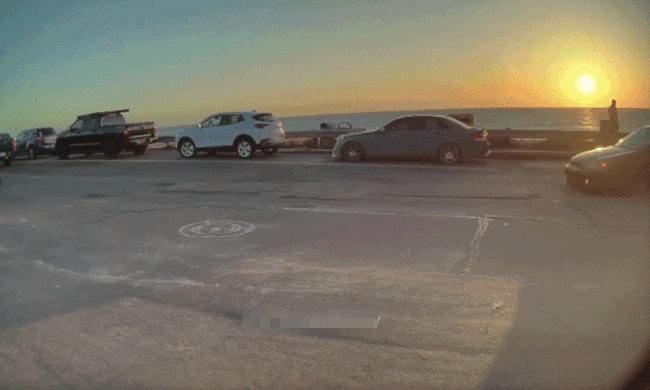 Tay lái môtô bật dậy sau tai nạn rồi bất động