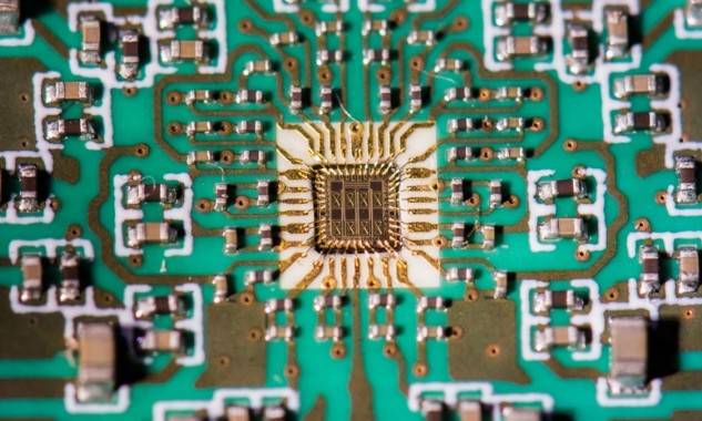 Chip silicon-germanium đạt 500 Gbps, mở đường cho trung tâm dữ liệu và mạng 6G