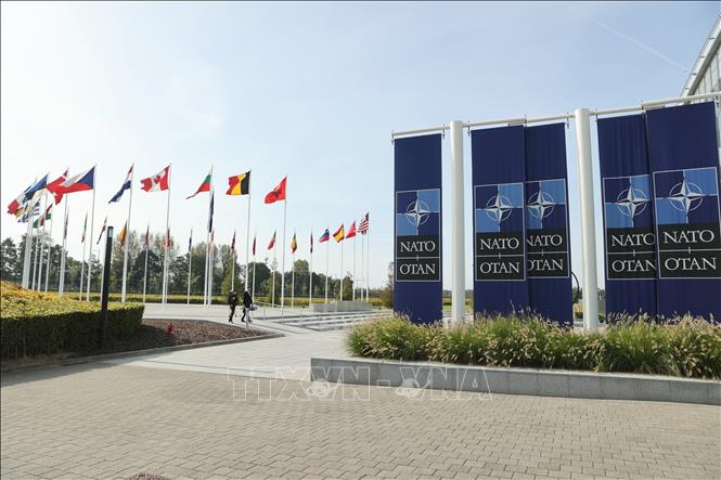 NATO họp khẩn trước nguy cơ cạn kiệt kho vũ khí