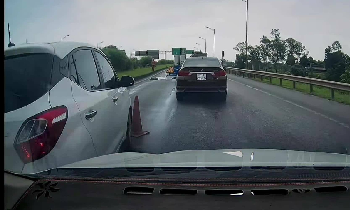 'Tích tắc buồn ngủ khiến tôi phải trả giá trên cao tốc'