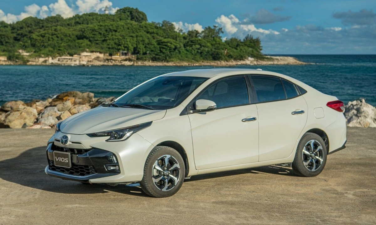 Toyota Vios dẫn đầu phân khúc sedan cỡ B tháng 4