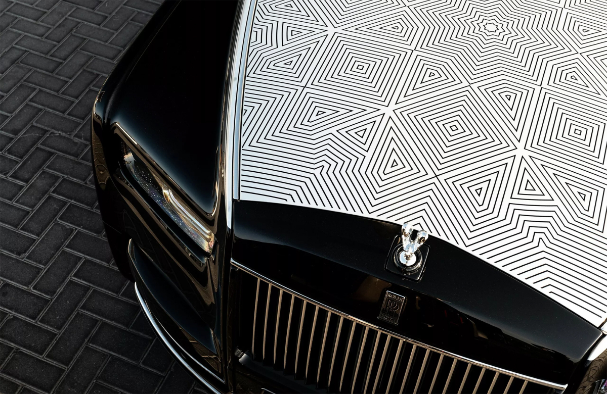 Rolls-Royce Phantom khắc laser 'độc nhất vô nhị'
