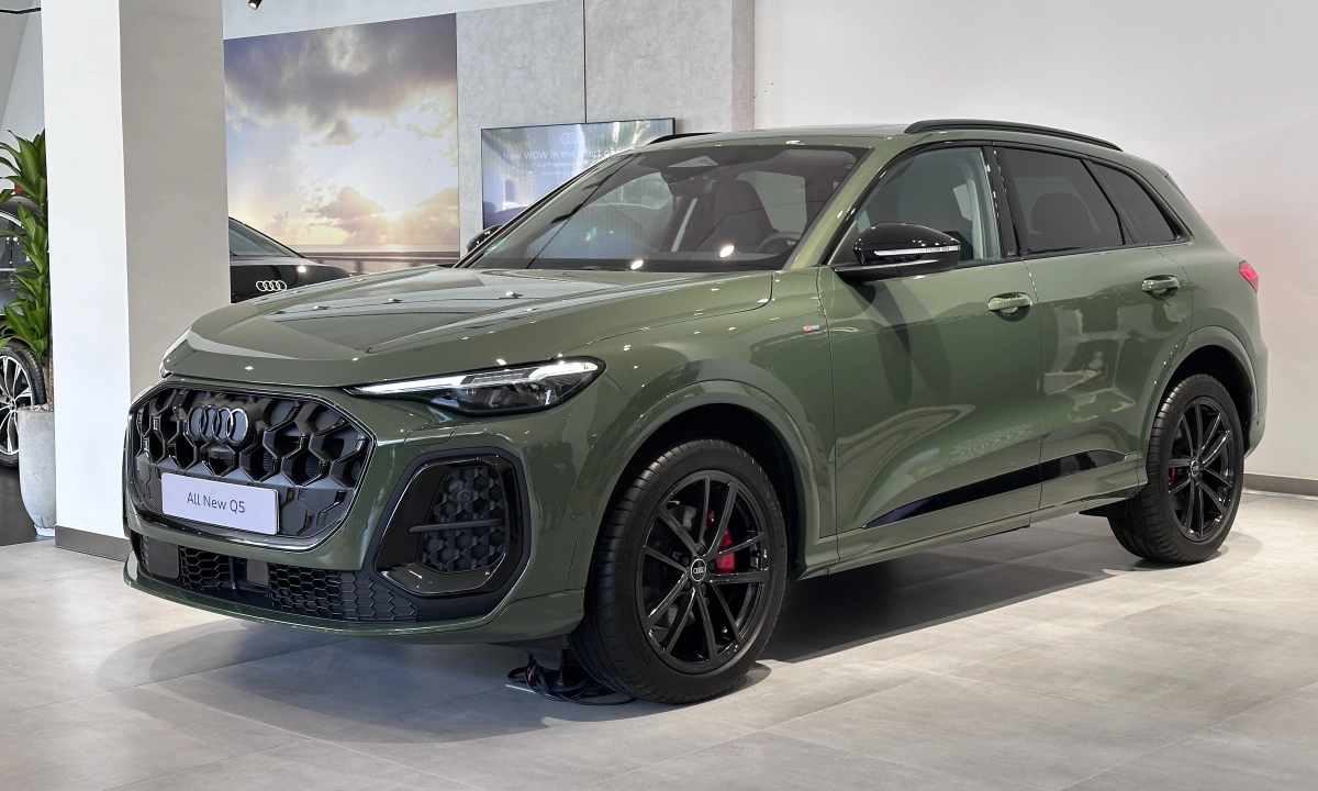Audi Q5 thế hệ mới về Việt Nam, chờ đấu GLC, X3
