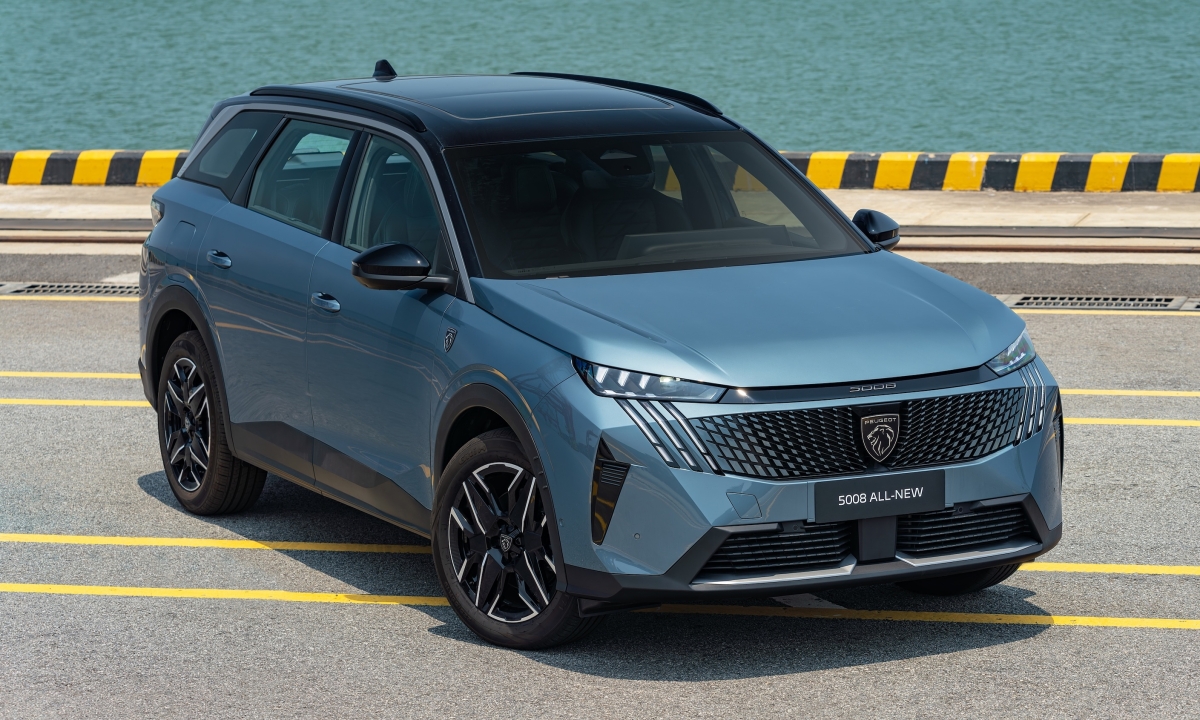 Peugeot 5008 thế hệ mới giá từ 1,38 tỷ đồng: xe cho người chịu chi