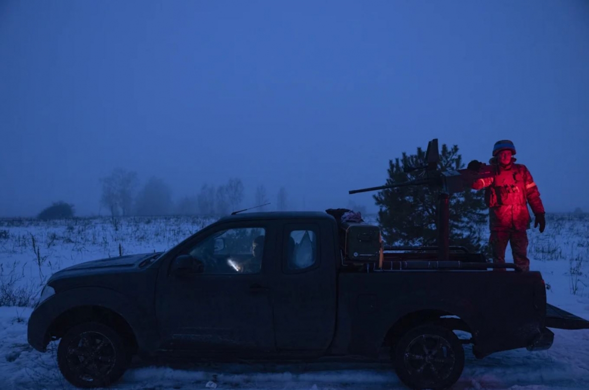 giua cuoc chien uav khoc liet, ukraine van tin dung sung may gan 100 tuoi hinh anh 1