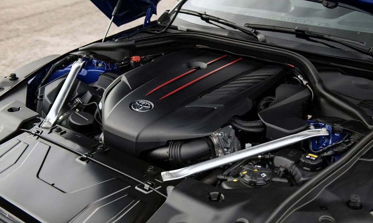 Chủ tịch Toyota: 'Xe thể thao là phải có động cơ đốt trong'