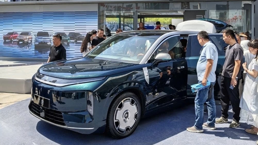 BYD hoãn ra mắt xe điện mới vì không đủ pin