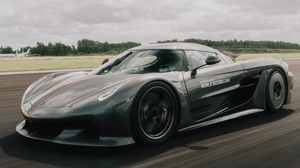 Koenigsegg Jesko Absolut phá kỷ lục tăng-giảm tốc độ