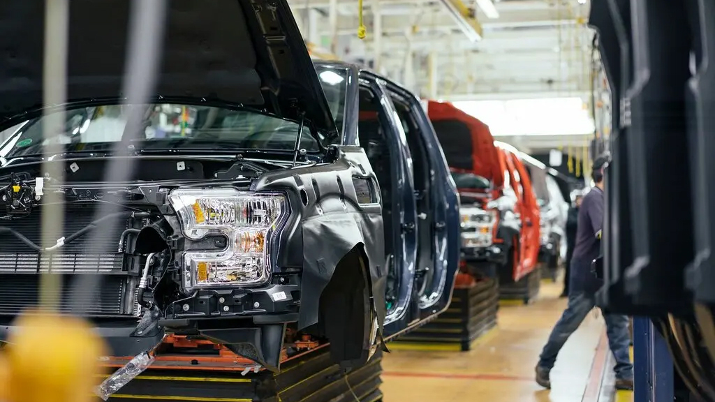 5 năm Ford bí mật làm bán tải điện đấu xe Trung Quốc