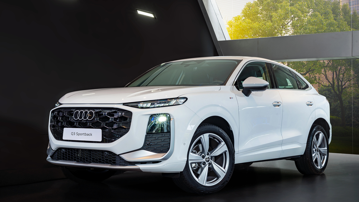 Audi Q3 Sportback thế hệ mới giá gần 2,2 tỷ đồng